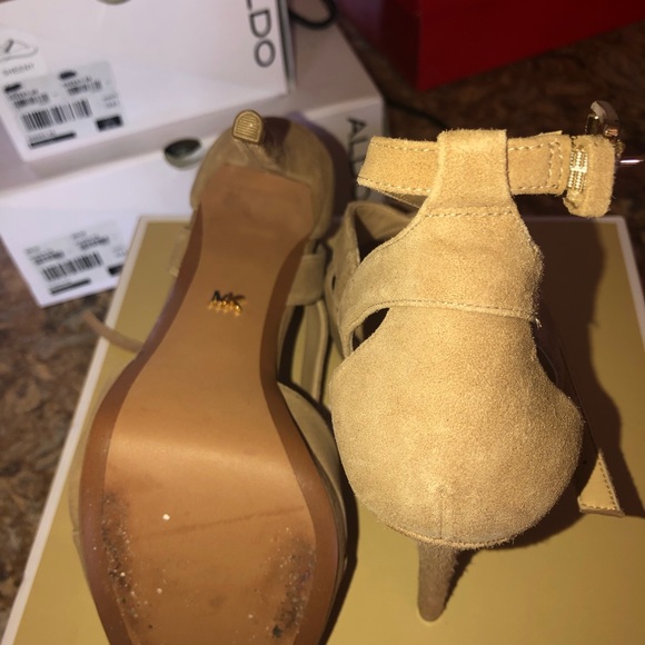 Michael Kors tan heels size 8m - Picture 5 of 5